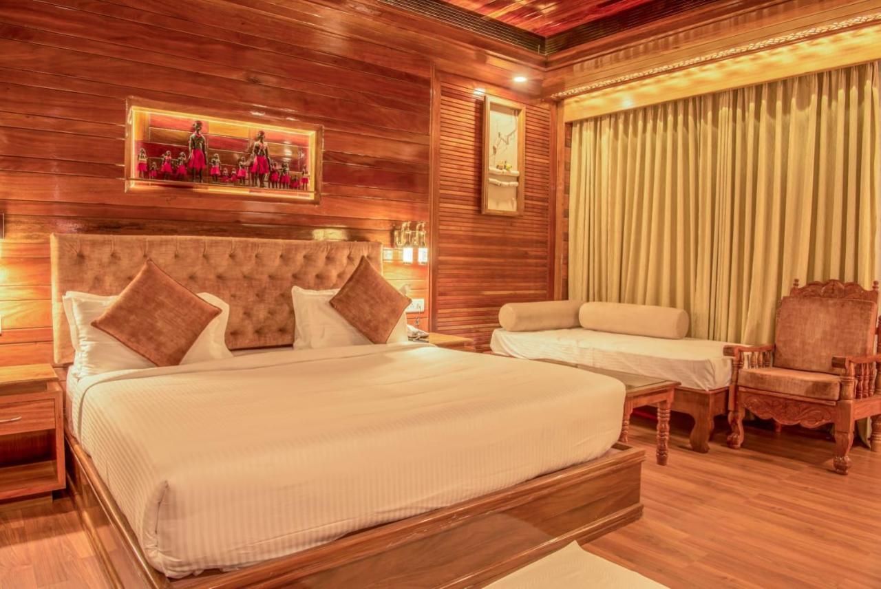 Heritage Mnr Hotel Port Blair Buitenkant foto